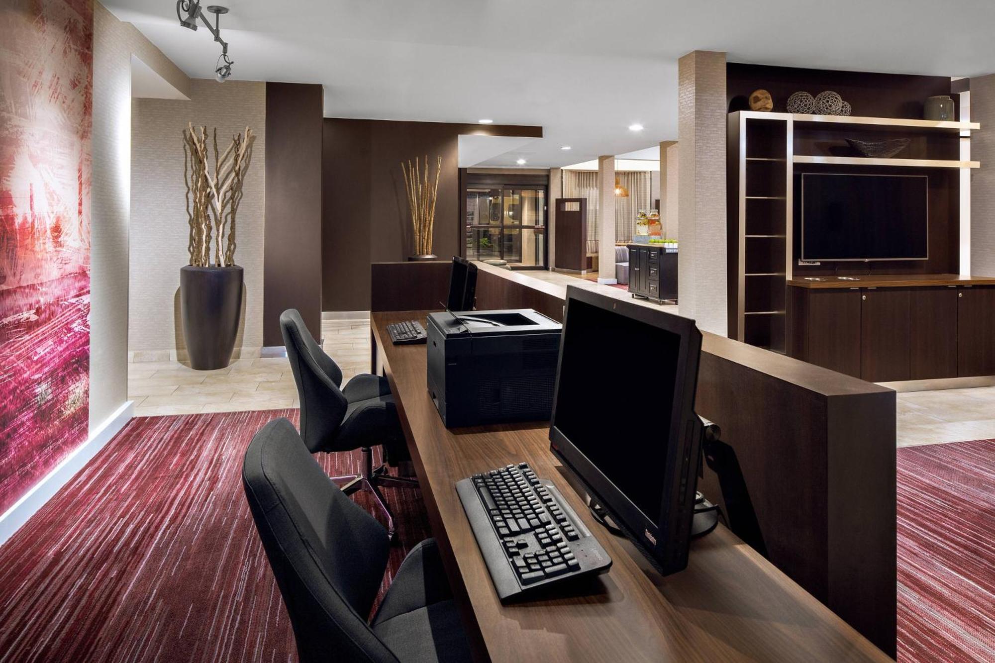 Courtyard By Marriott Pittsburgh Airport Coraopolis
