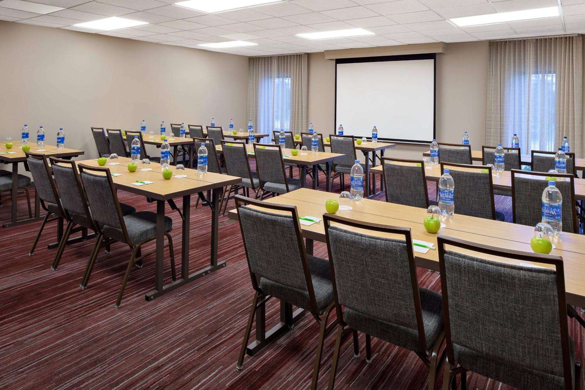 Hotel Courtyard By Marriott Pittsburgh Airport Coraopolis