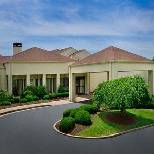 Hotel Courtyard By Marriott Pittsburgh Airport 3*